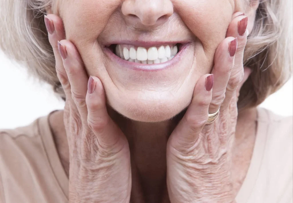 Quanto costa un impianto dentale? Guida ai fattori essenziali 2 quanto costa un impianto dentale